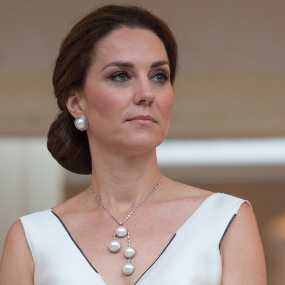 Balenciaga 'Eugenia' Pearl Clip On Earrings, ASO Kate Middleton - Picture 1 of 9